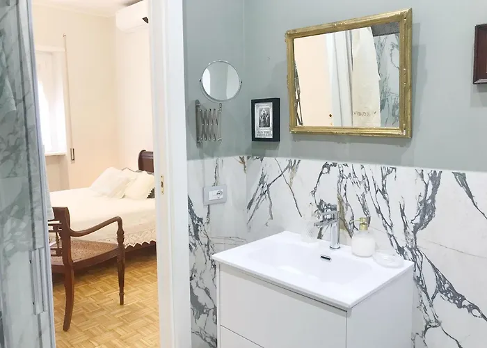 Apartment Elegant Talenti -2 Camere, 2 Bagni, Terrazza, Balcone, Parcheggio Gratuito